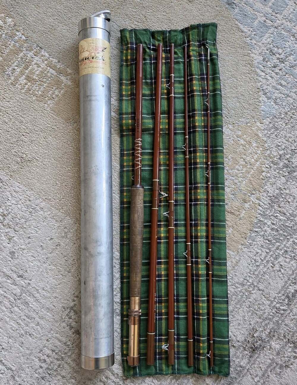Fenwick Voyageur FF107-5 Fly Rod 8'10" 9wt 5pc Pack Rod Complete Tube & Sock Vtg